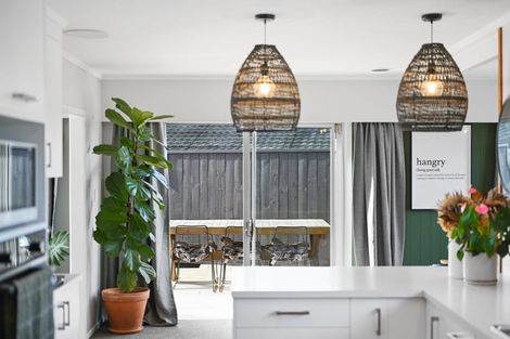 Photo of property in 4 Glading Place, St Andrews, Hamilton, 3200