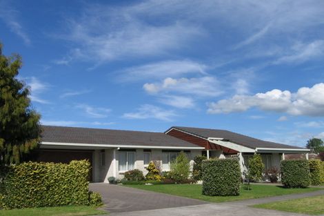 Photo of property in 2 Esme Place, Matua, Tauranga, 3110