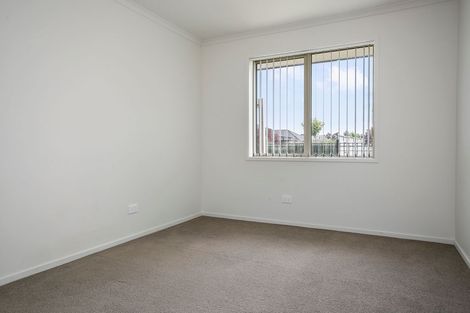 Photo of property in 31 Plescher Crescent, Leamington, Cambridge, 3432