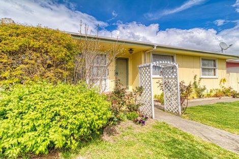 Photo of property in 9 Dover Road, Flaxmere, Hastings, 4120