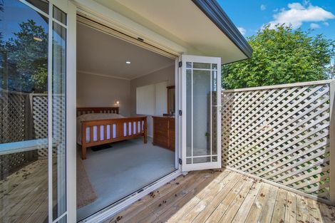 Photo of property in 10d Shelter Grove, Frankleigh Park, New Plymouth, 4310