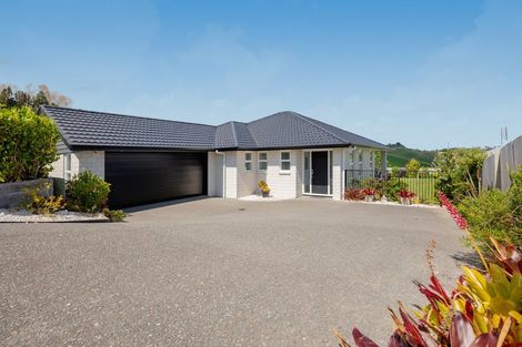 Photo of property in 209 Ballintoy Park Drive, Welcome Bay, Tauranga, 3175