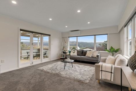 Photo of property in 48 Ernest Street, Ranui, Porirua, 5024