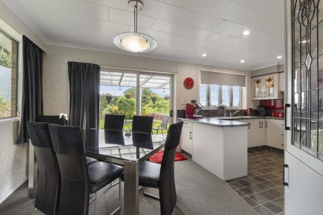 Photo of property in 24 Mills Street, Eltham, 4322