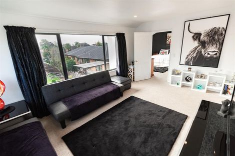 Photo of property in 26a Crofton Road, Harewood, Christchurch, 8051