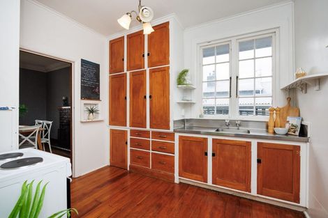 Photo of property in 8 Aorangi Street, Feilding, 4702