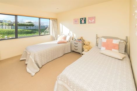 Photo of property in 1 Cotswolds Close, Otamatea, Whanganui, 4500