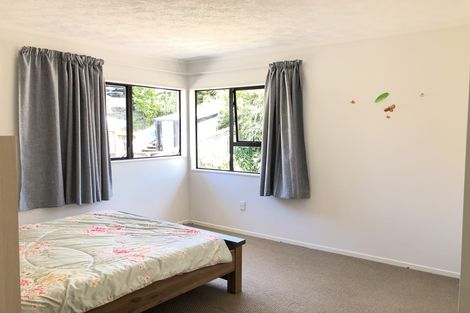 Photo of property in 947 East Coast Road, Torbay, Auckland, 0630