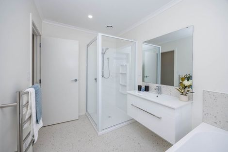 Photo of property in 13 Pukaki Place, Baverstock, 3200