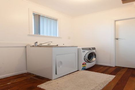 Photo of property in 118 Gloucester Road, Manurewa, Auckland, 2102