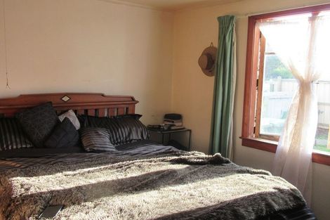 Photo of property in 6 Mary Street, Waimate, 7924