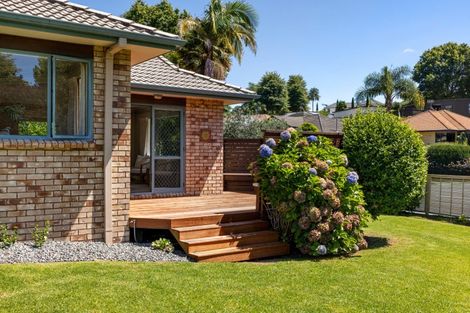 Photo of property in 1 Hadleigh Place, Bethlehem, Tauranga, 3110