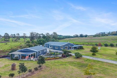 Photo of property in 170 Pomona Road, Kumeu, 0891