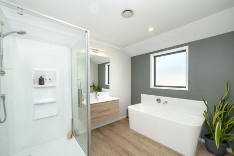 Photo of property in 7 Kakariki Crescent, Carterton, 5713