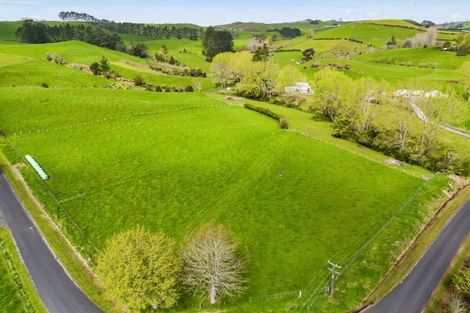 Photo of property in 32 Davis Road, Waiongana, Inglewood, 4389