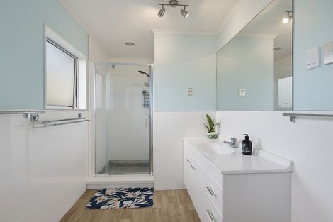 Photo of property in 3 Awatere Place, Snells Beach, 0920