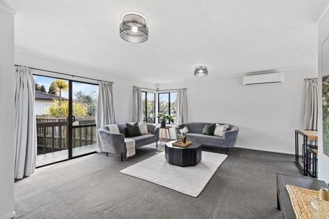 Photo of property in 43 Balmerino Crescent, Pukete, Hamilton, 3200