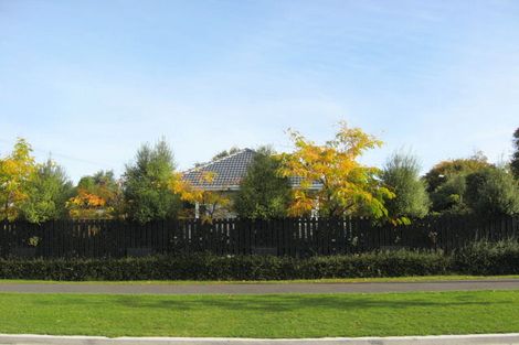 Photo of property in 113 Hamilton Avenue, Ilam, Christchurch, 8041