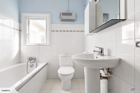 Photo of property in 16 Upland Road, Kelburn, Wellington, 6012