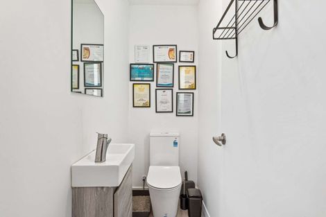 Photo of property in 9/3 Abbotleigh Avenue, Te Atatu Peninsula, Auckland, 0610