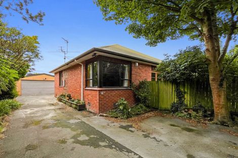 Photo of property in 21 Ilam Road, Upper Riccarton, Christchurch, 8041
