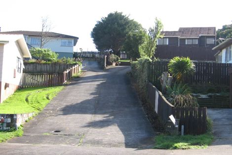 Photo of property in 24 Aronia Way, Goodwood Heights, Auckland, 2105
