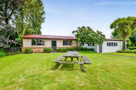 Photo of property in 37 Flint Road West, Stratford, 4332