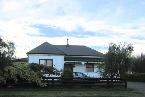 Photo of property in 13 Auckland Road, Greenmeadows, Napier, 4112