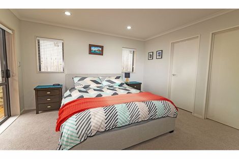 Photo of property in 88a San Marino Drive West, Henderson, Auckland, 0612