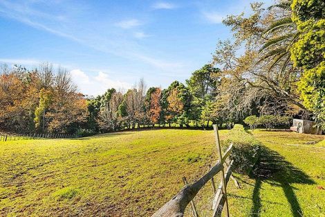 Photo of property in 65 Annett Road, Kumeu, 0891