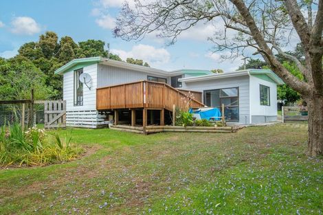 Photo of property in 98 Corlett Road, Tauhoa, Wellsford, 0973