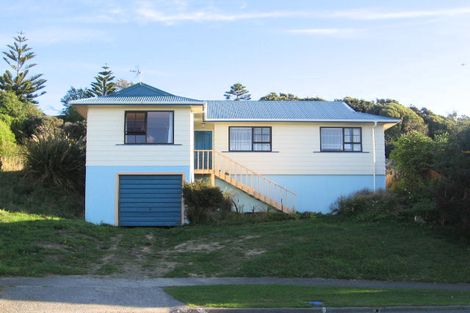 Photo of property in 25 Tuna Terrace, Titahi Bay, Porirua, 5022