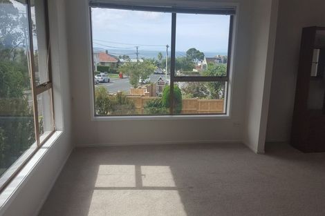 Photo of property in 1/95 Aberdeen Road, Castor Bay, Auckland, 0620