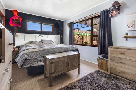 Photo of property in 30 Victor Street, Dannevirke, 4930