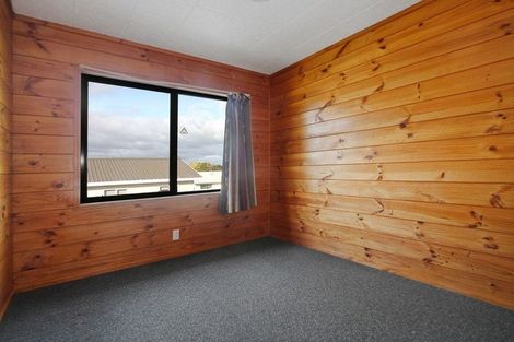 Photo of property in 33a Stevenson Road, Clarks Beach, 2122