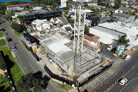 Photo of property in "milford 110" Penthouse, 304/110 Kitchener Road, Milford, Auckland, 0620