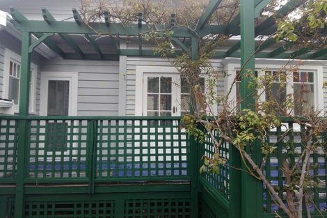 Photo of property in 11 The Parade, Island Bay, Wellington, 6023