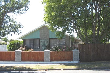 Photo of property in 26 Cottonwood Street, Parklands, Christchurch, 8083