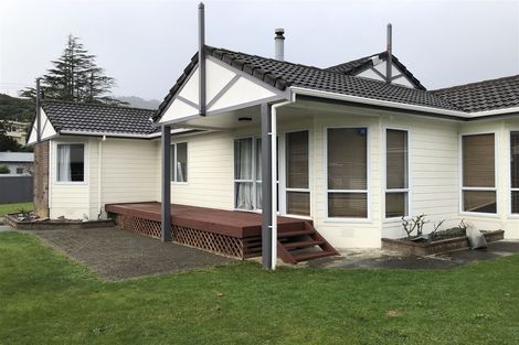 Photo of property in 26 Glen Road, Stokes Valley, Lower Hutt, 5019