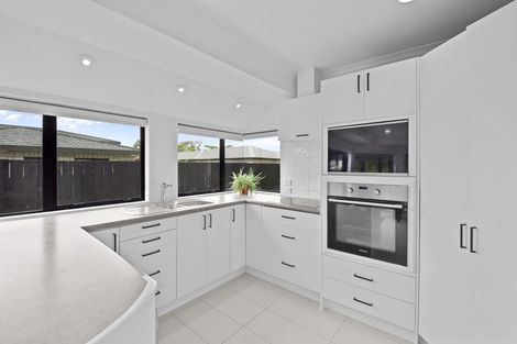Photo of property in 36 Castaway Place, Gulf Harbour, Whangaparaoa, 0930