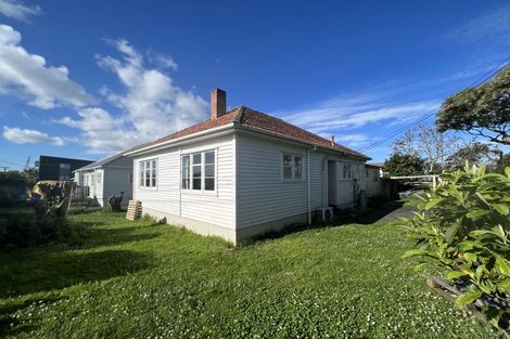 Photo of property in 98 Carrington Road, Mount Albert, Auckland, 1025