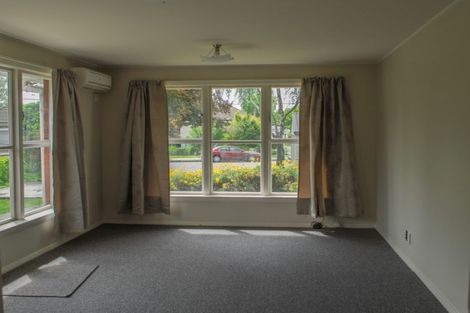 Photo of property in 5 Auburn Avenue, Upper Riccarton, Christchurch, 8041