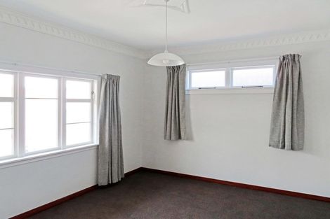 Photo of property in 17 Saint Ronans Avenue, Waterloo, Lower Hutt, 5011
