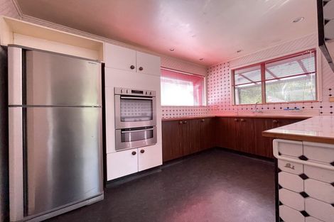 Photo of property in 32 Regency Place, Sunnynook, Auckland, 0632