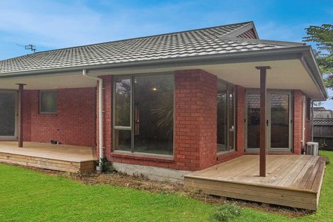 Photo of property in 122 Halswell Junction Road, Halswell, Christchurch, 8025