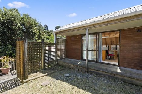 Photo of property in 50 Viewmont Drive, Harbour View, Lower Hutt, 5010