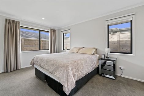 Photo of property in 47 Couldrey Crescent, Red Beach, 0932