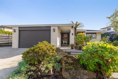 Photo of property in 6 Aintree Crescent, Awapuni, Palmerston North, 4412