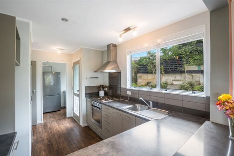 Photo of property in 5 Woolwich Close, Whitby, Porirua, 5024