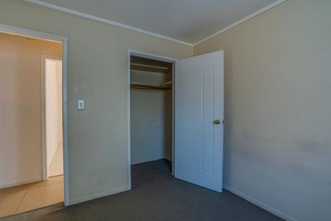 Photo of property in 15 Camden Place, Papatoetoe, Auckland, 2025